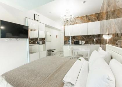 room 124 thumbnail 2